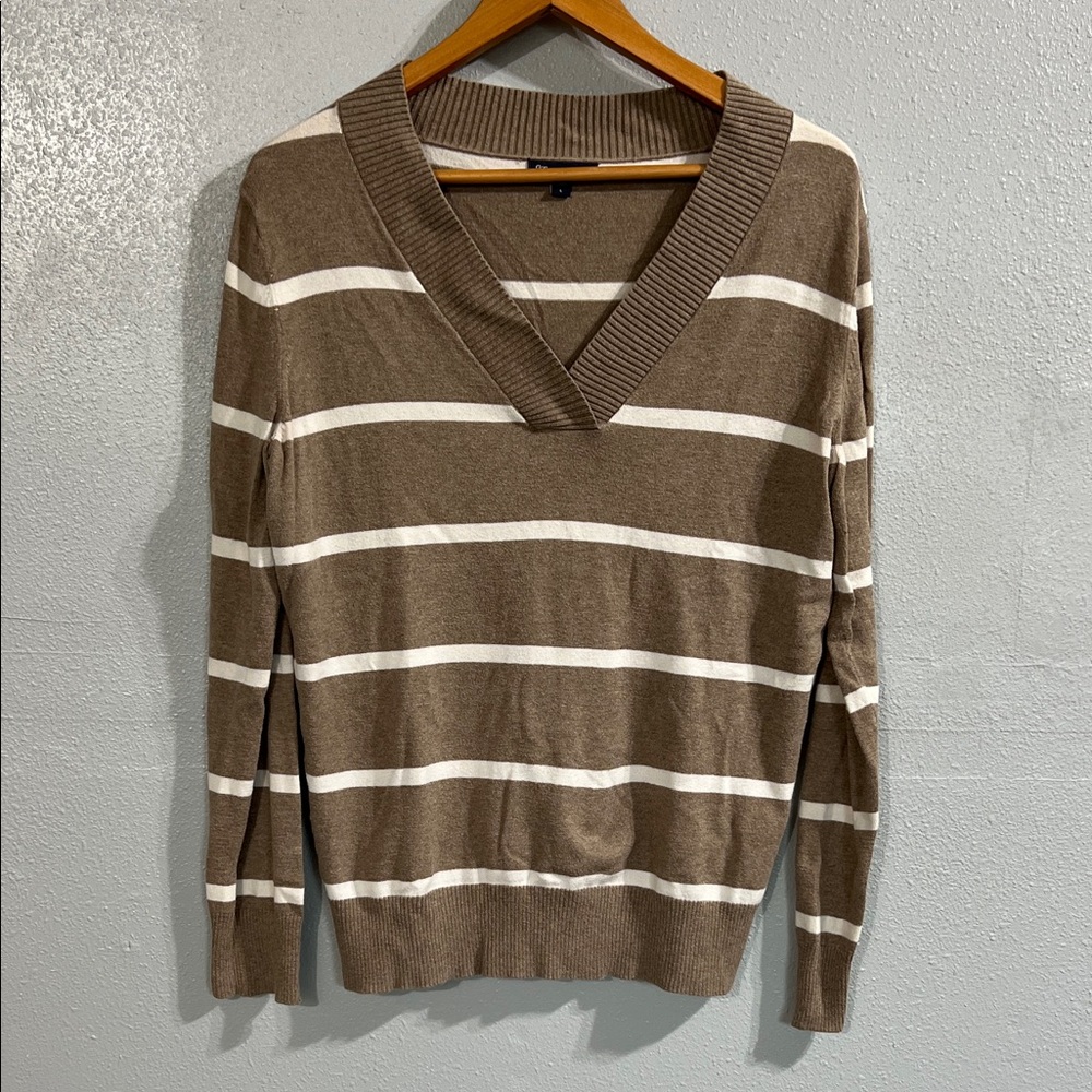 GAP Taupe and White V-Neck Sweater striped long sleeve L womens